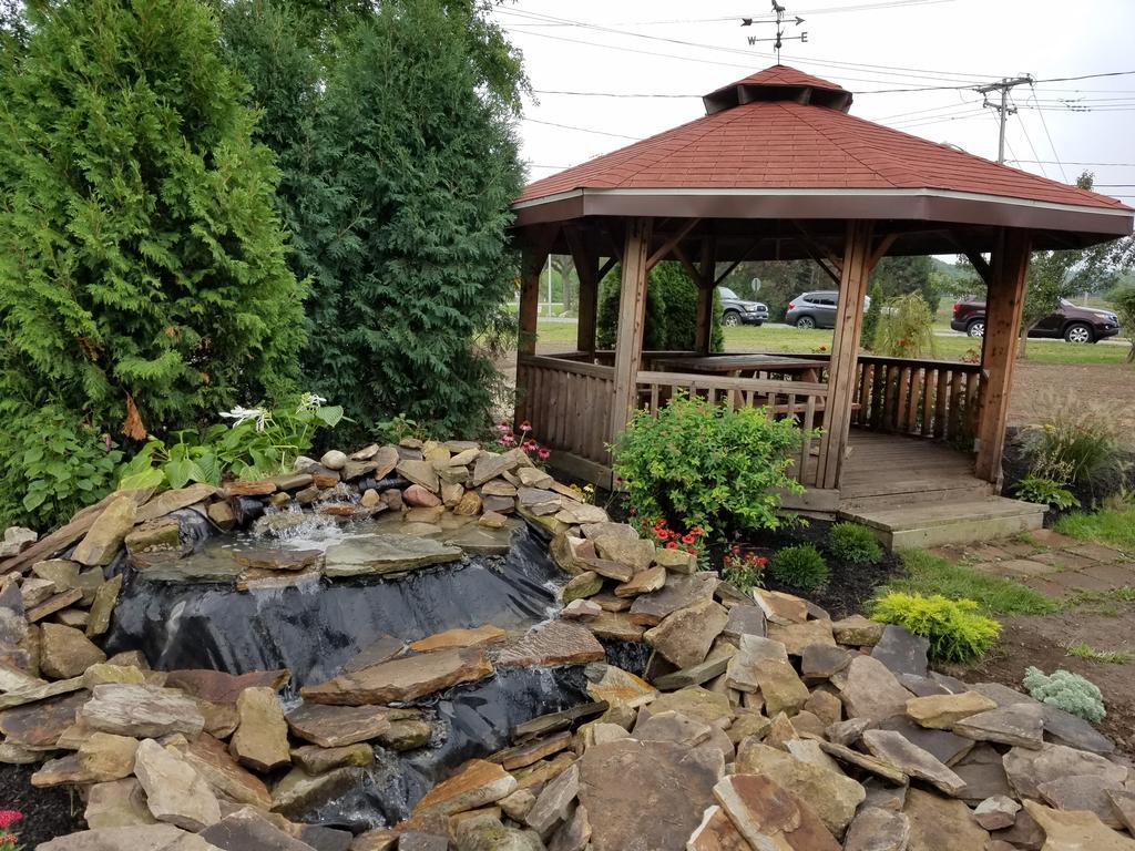 Aartpark Hotel Inn At Lewsiton Lewiston Exteriör bild