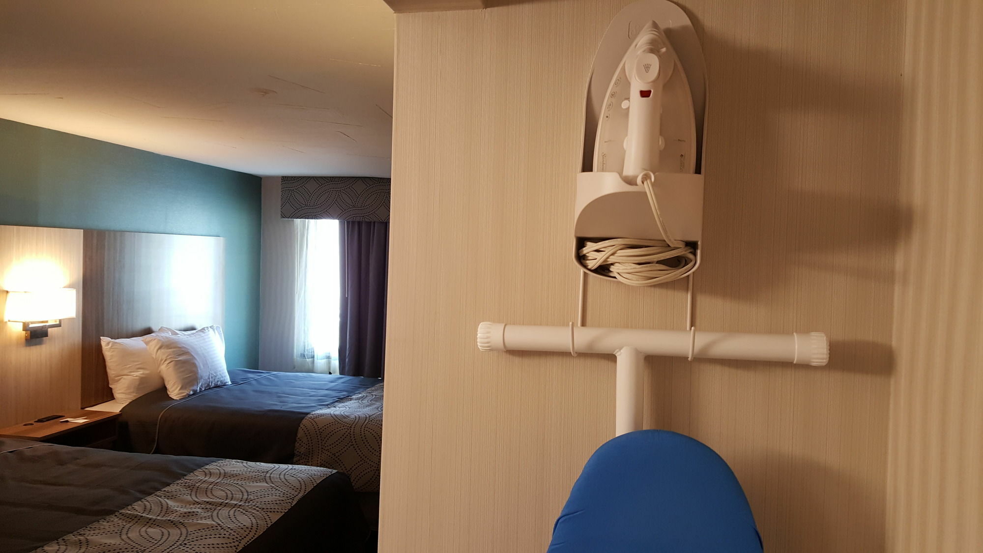 Aartpark Hotel Inn At Lewsiton Lewiston Exteriör bild